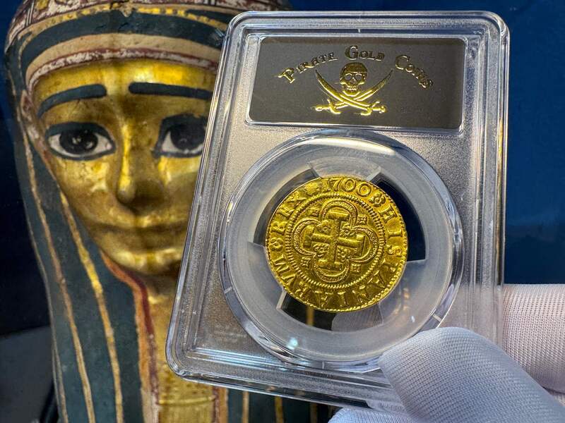 Spain 4 Escudos 1700 "Charles II" PCGS AU 2