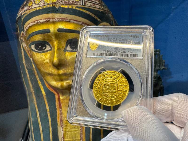 Spain 4 Escudos 1700 "Charles II" PCGS AU 8