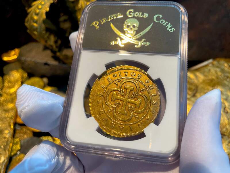 Spain 1703 8 Escudos "Full Date" NGC 55 10