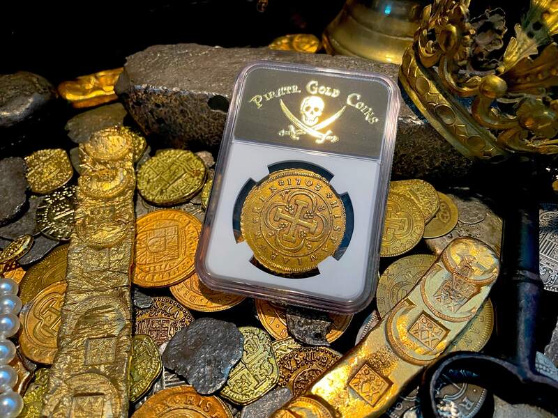 Spain 1703 8 Escudos "Full Date" NGC 55 14