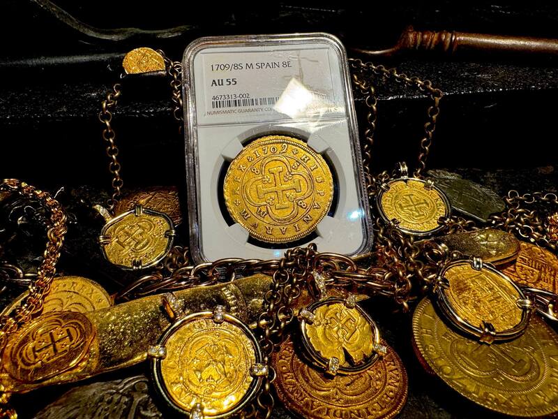 Spain 8 Escudos 1709/8 "Philip V" NGC 55 9