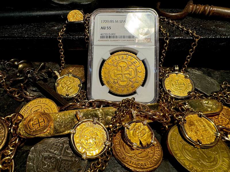 Spain 8 Escudos 1709/8 "Philip V" NGC 55 34