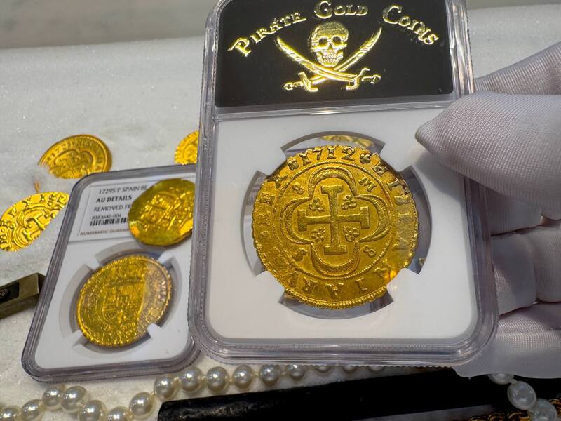 Spain 8 Escudos 1712 "Philip V" NGC 58 10