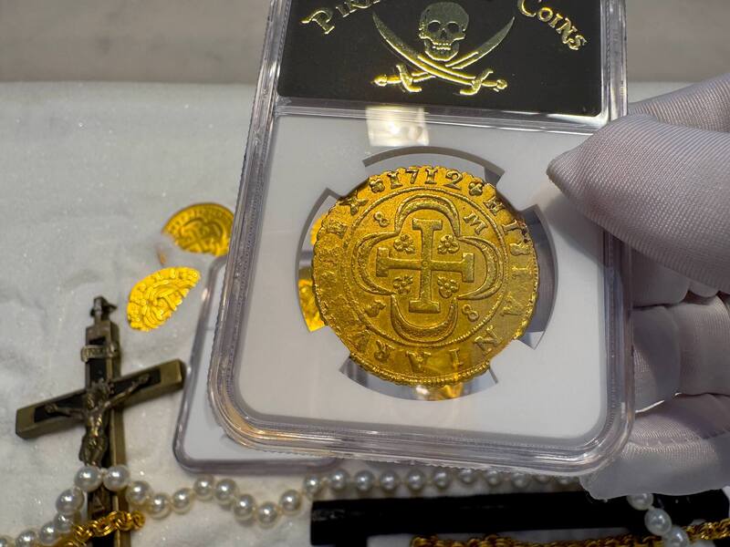 Spain 8 Escudos 1712 "Philip V" NGC 58 11