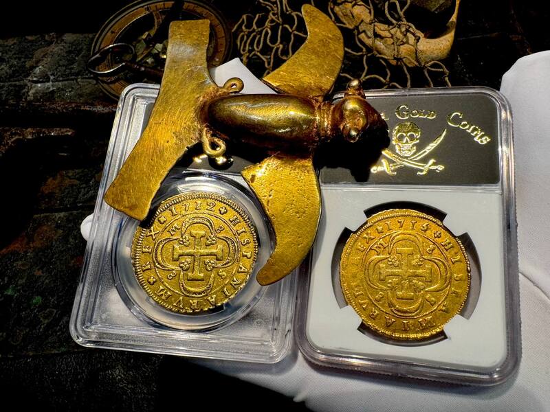 Spain 8 Escudos 1715 "Year of the Fleet" NGC 20 6