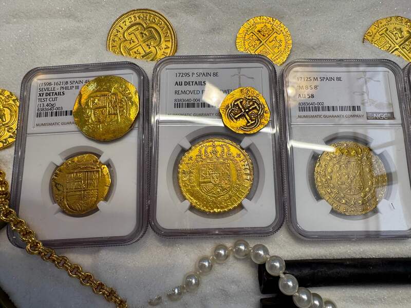 Spain 8 Escudos 1729 "Philip V" NGC AU 16