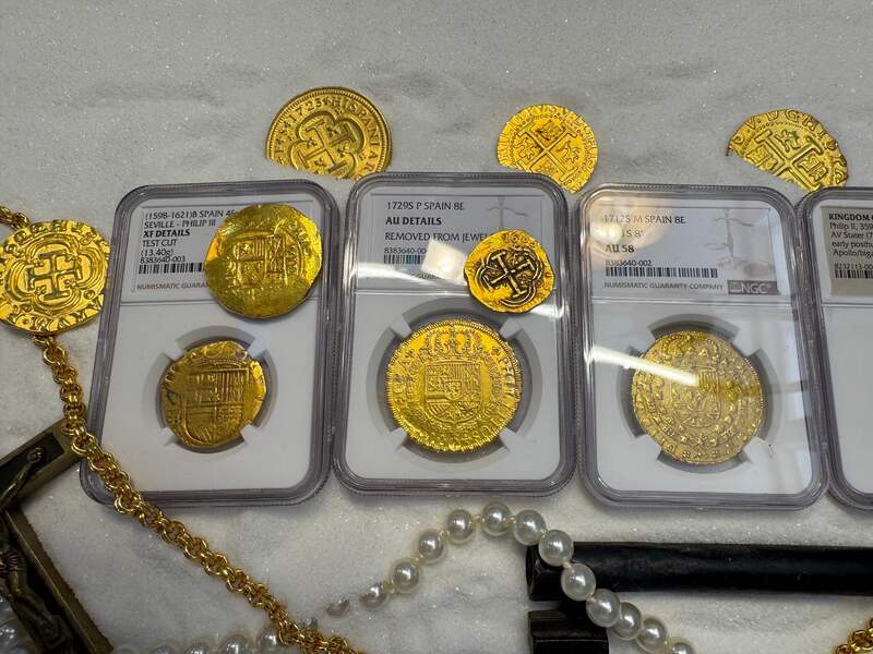 Spain 8 Escudos 1729 "Philip V" NGC AU 22