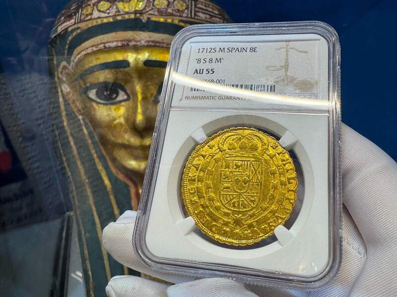 Spain 8 Escudos 1712 NGC AU 13