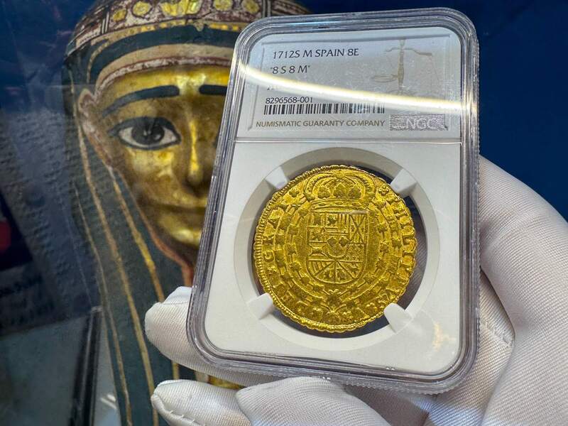 Spain 8 Escudos 1712 NGC AU 14