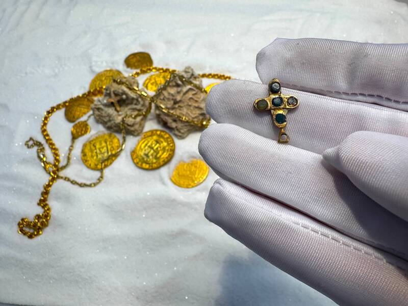 Diamond Cross from Unidentified Shipwreck 18th Cent. 23