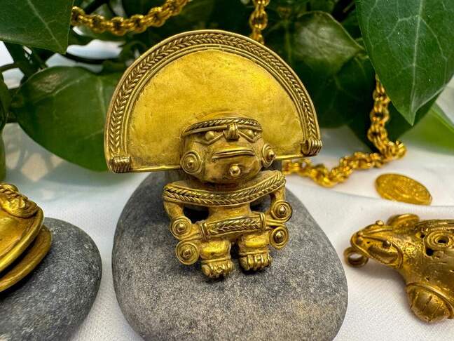 Tairona Gold Chief Pendant 600BC - 100AD Figurine + 4 Attachments