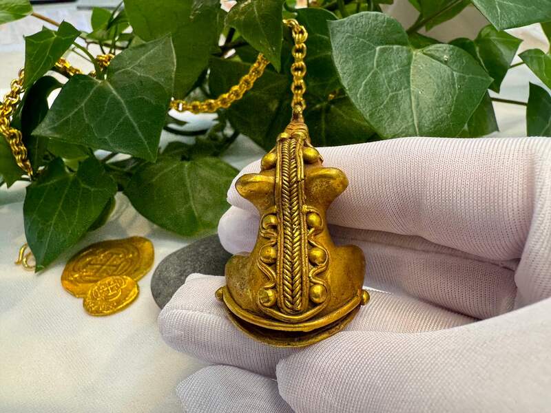 Tairona Feline Pendant w/ Bell 600BC-100AD 12