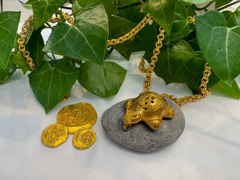 Tairona Turtle Pendant 600BC-100AD 10