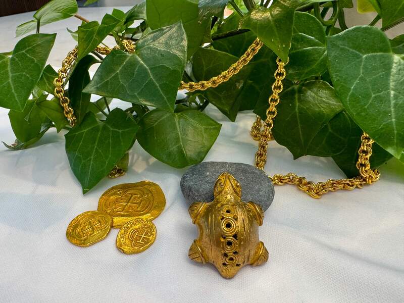 Tairona Turtle Pendant 600BC-100AD 12