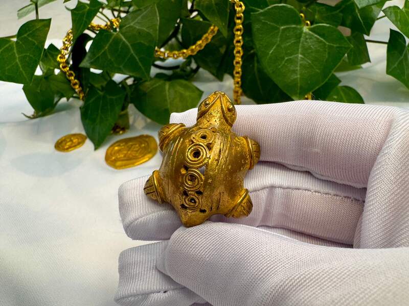 Tairona Turtle Pendant 600BC-100AD 14